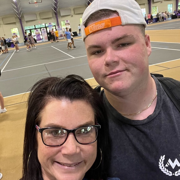 Meet your Posher, Debra - Picture 6 of 9